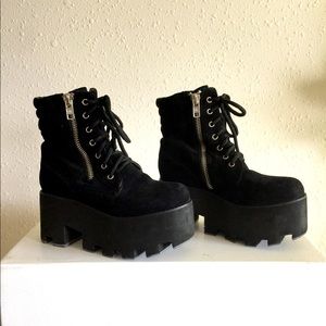 Current mood platform black boots